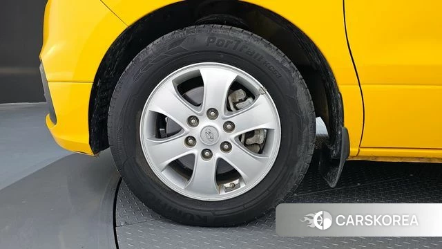 Hyundai The New Grand Starex id 3833651 из Кореи 15