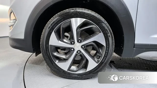 Hyundai All New Tucson id 3748487 из Кореи 15