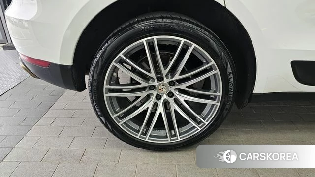 Porsche Macan id 4345110 из Кореи 27