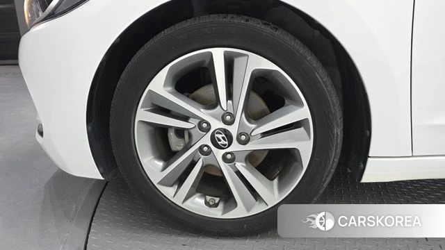Hyundai Avante AD id 4596184 из Кореи 15