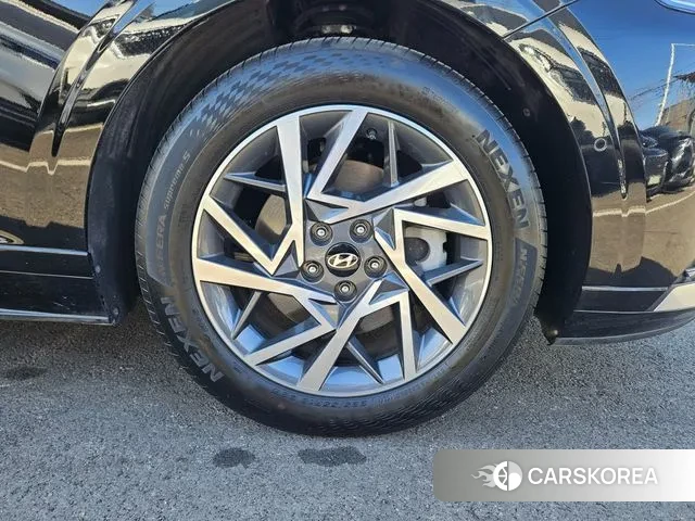 Hyundai Grandeur (GN7) id 3619442 из Кореи 15