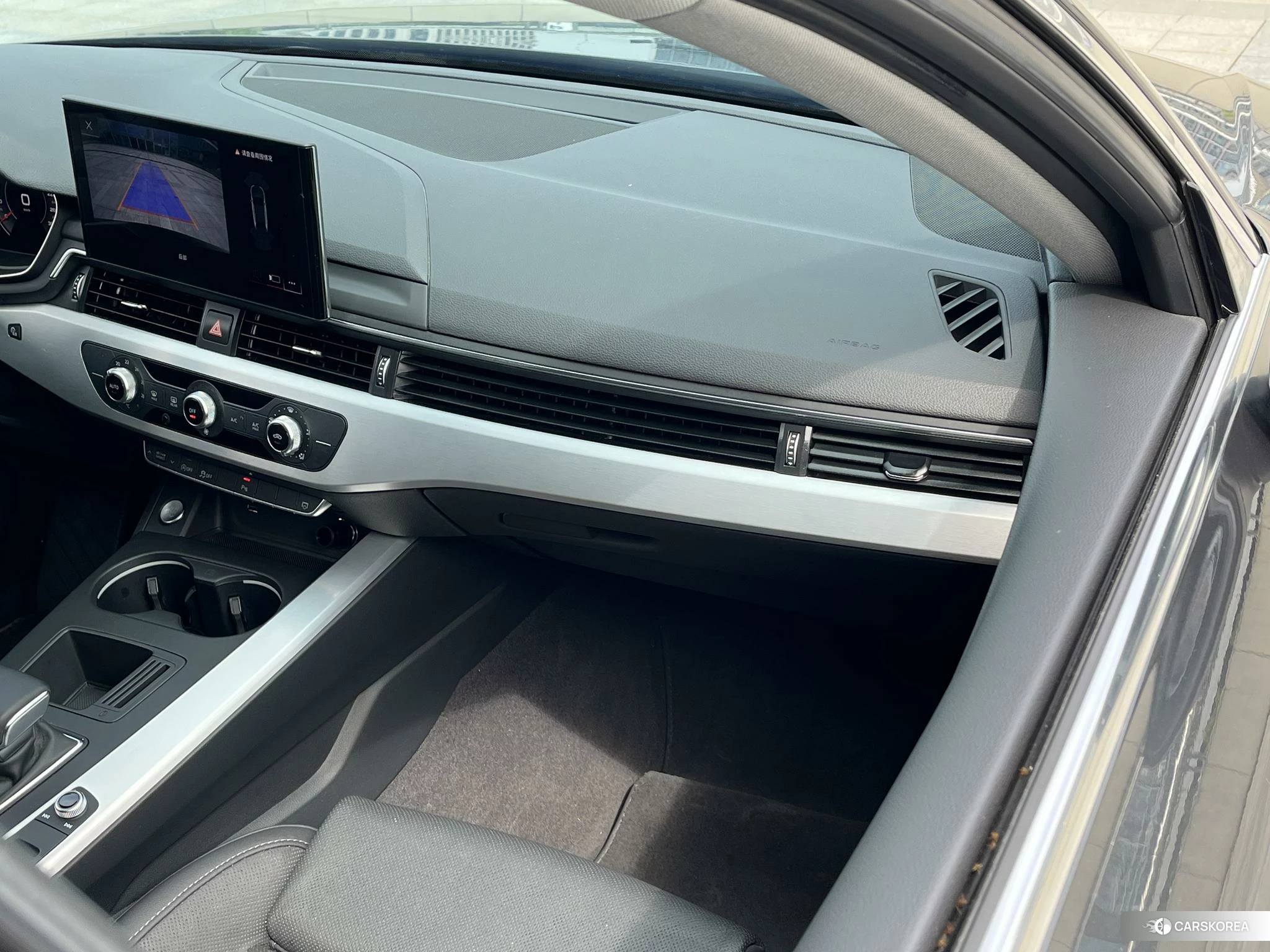 Audi A4L id 4407500 из Китая 7