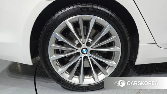 BMW 5 Series (G30) id 4684294 из Кореи 32
