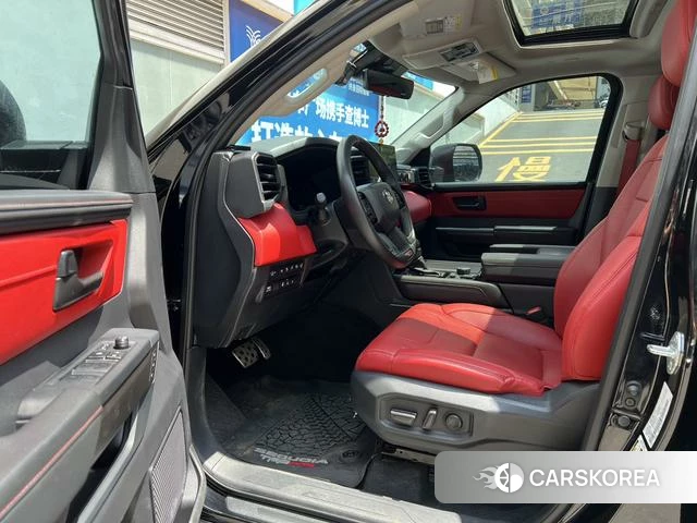 Toyota Sequoia 2024 Черный из Китая, фото 5