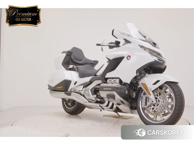 Проданный Honda GL1800 TOUR DCT 2026 из Японии, фото 4