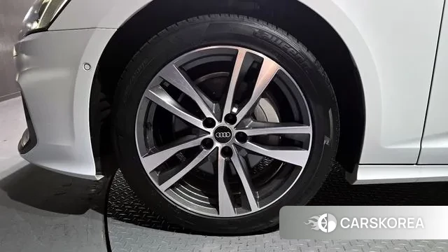 Audi A6 (C8) id 3777152 из Кореи 15