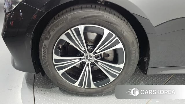 Mercedes-Benz E-Class W214 id 4462244 из Кореи 26
