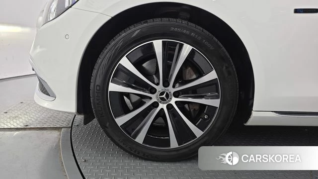 Mercedes-Benz E-Class W213 id 4303907 из Кореи 27