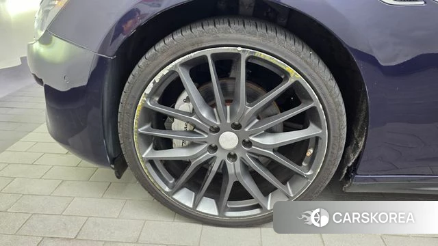 Maserati Ghibli id 4620181 из Кореи 15