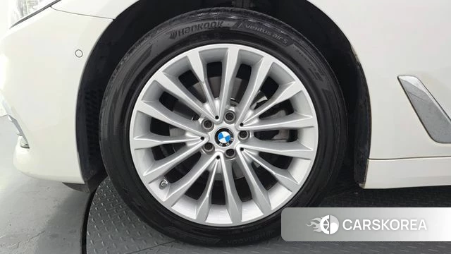 BMW 5 Series (G30) id 4557770 из Кореи 15