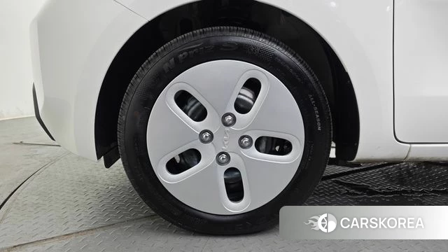 Kia The New Kia Ray id 4584006 из Кореи 27