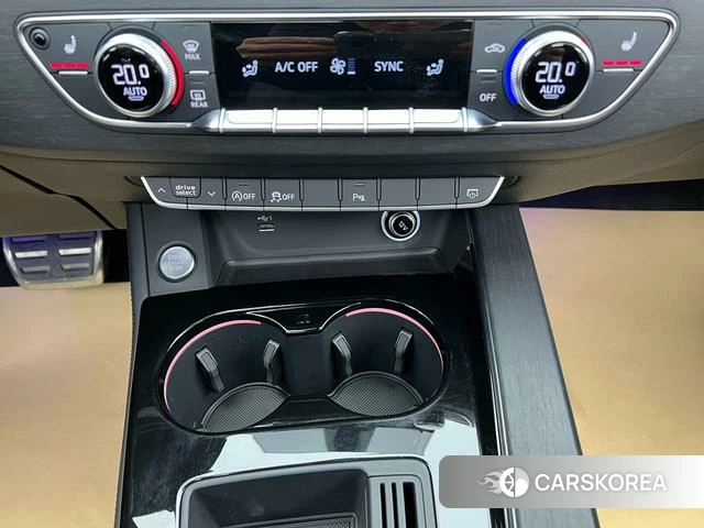 Audi A4L id 4259465 из Китая 25