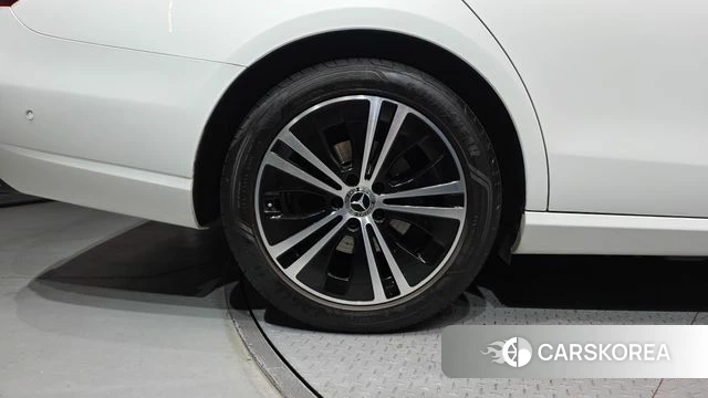 Mercedes-Benz E-Class W213 id 4775097 из Кореи 26