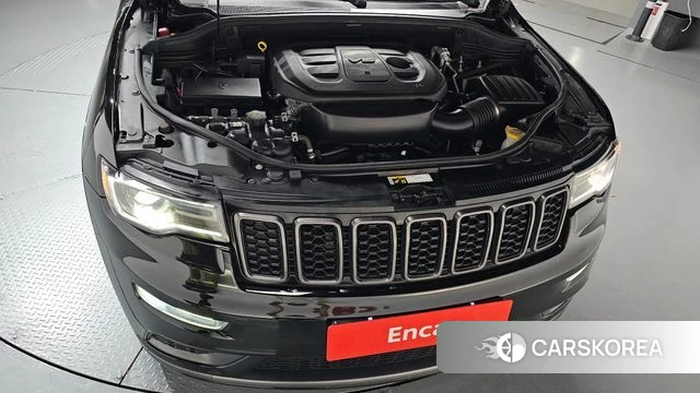 Jeep Grand Cherokee id 4482555 из Кореи 31
