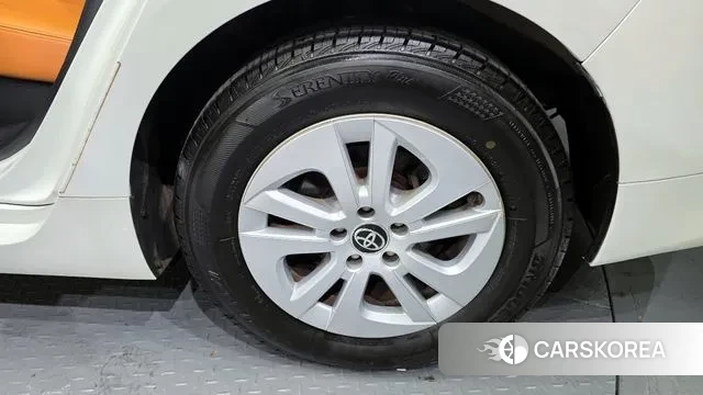 Toyota Prius 4th Generation id 3444880 из Кореи 15