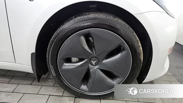 Tesla Model 3 id 2901896 из Кореи 15