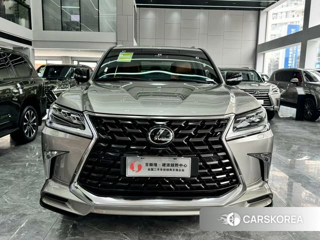 Lexus LX id 4333750 из Китая 8