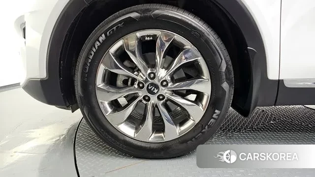 Kia The New Sorento id 3687224 из Кореи 15