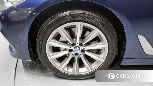 BMW 5 Series (G30) id 3302876 из Кореи 15