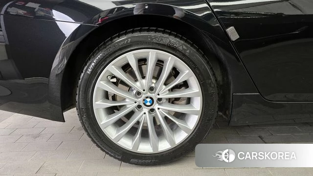 BMW 5 Series (G30) id 4282617 из Кореи 25