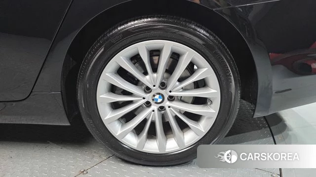 BMW 5 Series (G30) id 4568668 из Кореи 27