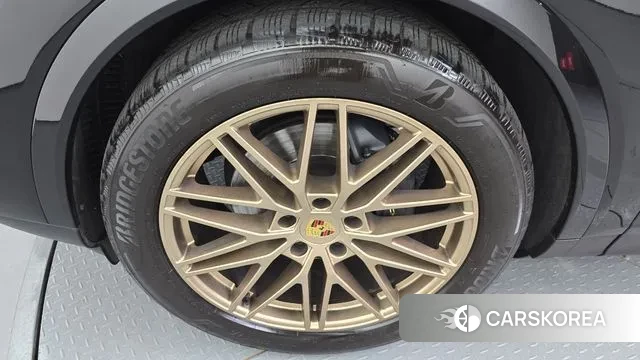 Porsche Cayenne (PO536) id 3011085 из Кореи 15