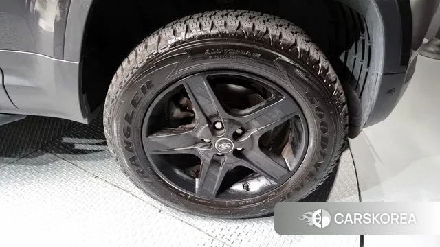 Land Rover Defender (L663) id 2931203 из Кореи 15