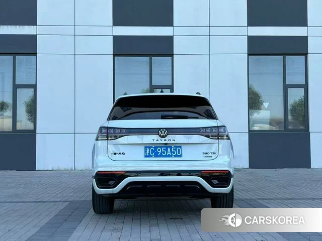 Volkswagen Tanyue 2023 Белый из Китая, фото 5
