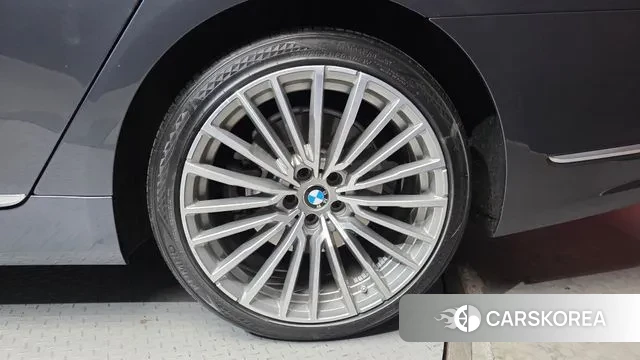 BMW 7 Series (G11) id 3588103 из Кореи 15