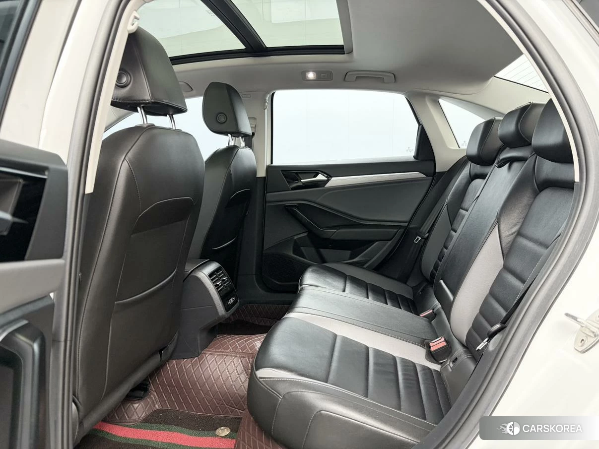 Volkswagen Sagitar 2022 Белый из Китая, фото 6