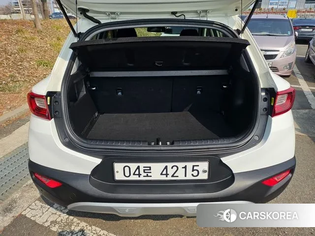 Kia Stonic id 3778965 из Кореи 15