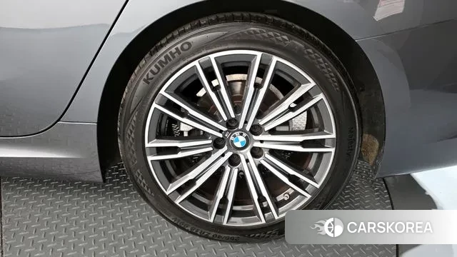 BMW 3 Series (G20) id 3402258 из Кореи 15