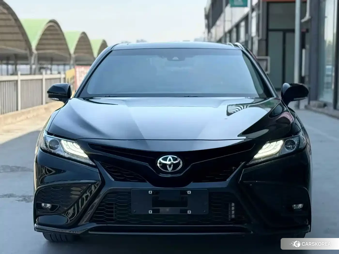 Toyota Camry 2024 Черный из Китая, фото 5