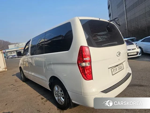 Hyundai The New Grand Starex id 3692819 из Кореи 11