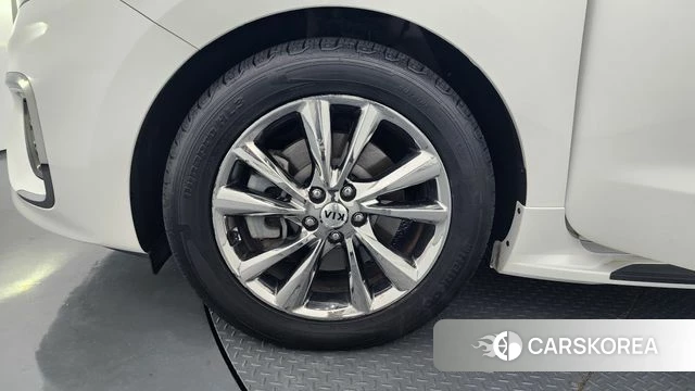 Kia The New Carnival id 3853666 из Кореи 15