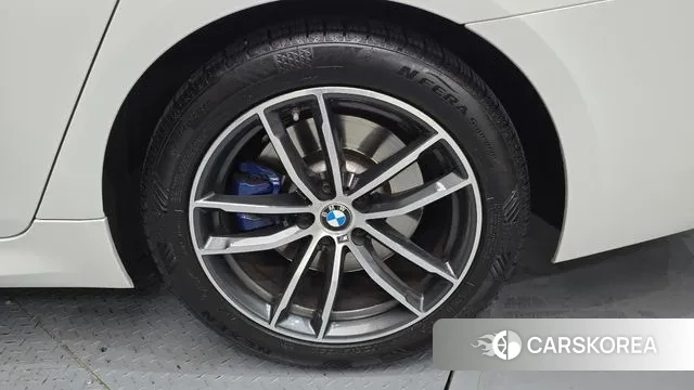 BMW 5 Series (G30) id 3690193 из Кореи 15