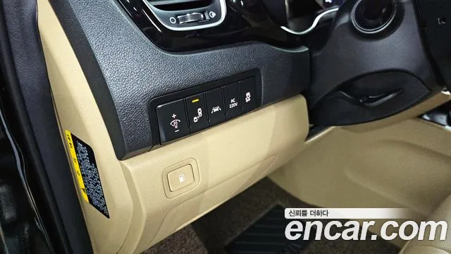 Kia The New Carnival id 2634535 из Кореи 15