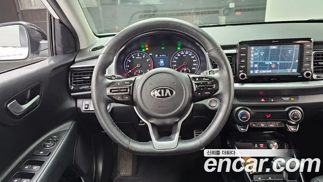 Kia Stonic id 2645238 из Кореи 15