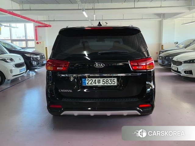 Kia The New Carnival id 4785895 из Кореи 12