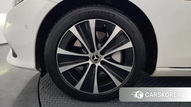 Mercedes-Benz E-Class W213 id 3484429 из Кореи 15