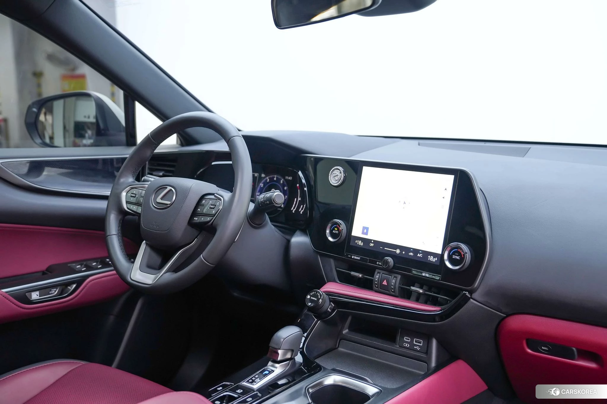 Lexus NX id 4467803 из Китая 12