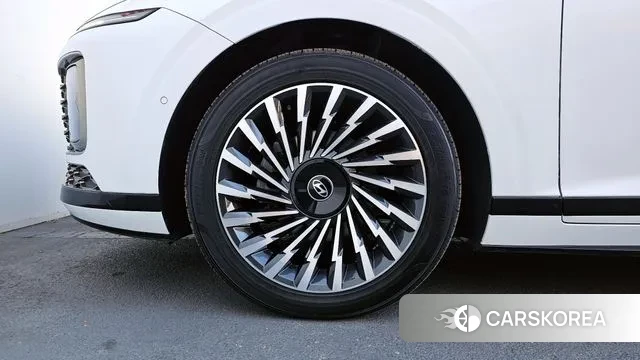 Hyundai Grandeur Hybrid (GN7) id 3502812 из Кореи 15