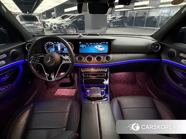 Mercedes-Benz E-Class W213 2023 Черный из Кореи, фото 5