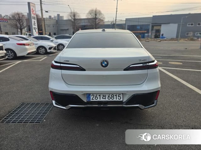 BMW 7 Series (G70) id 3919646 из Кореи 15