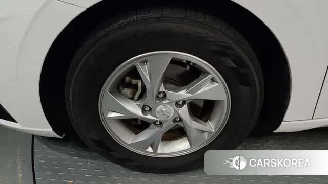 Hyundai Avante (CN7) id 3233145 из Кореи 15