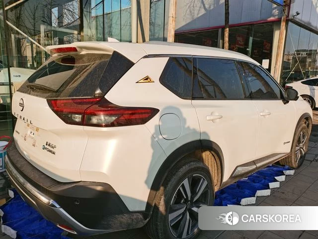 Nissan Qijun id 3945102 из Китая 9