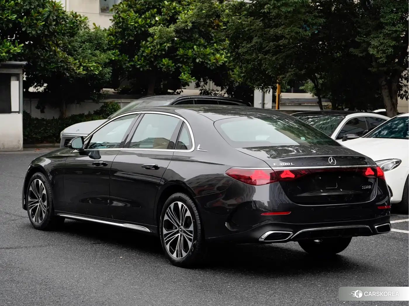 Mercedes-Benz E-Class id 4514385 из Китая 15