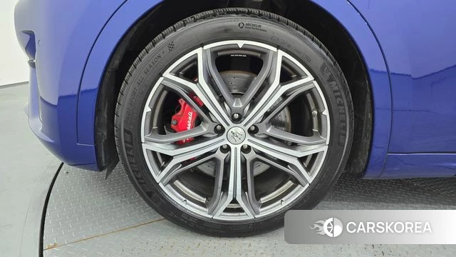 Maserati Levante id 4625176 из Кореи 32