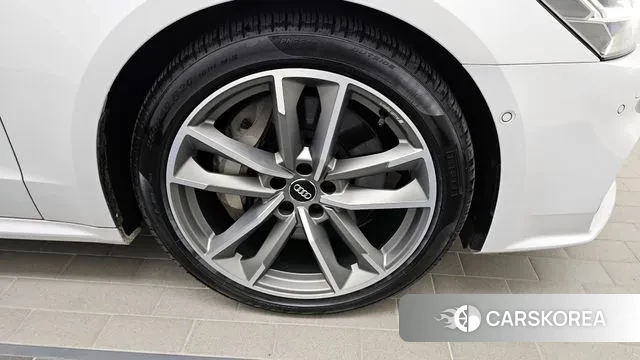 Audi A7 (4K) id 3367868 из Кореи 15