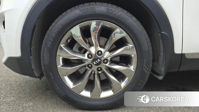 Kia The New Sorento id 4737653 из Кореи 15